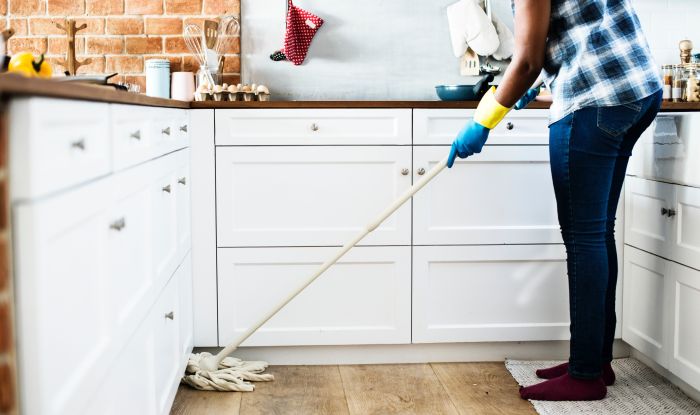 Does it Make Financial Sense to Hire a Cleaning Company?