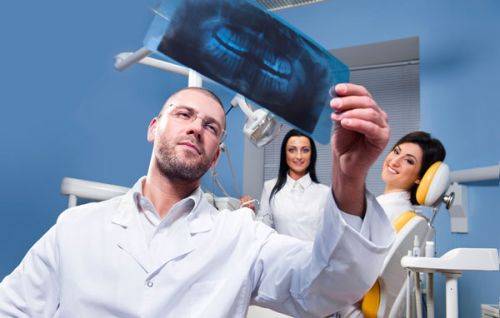 Expat Doctors Working With Ministry of Health Banned From Private Practice