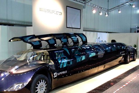 Superbus to slash Dubai Abu Dhabi communte to 30 mins