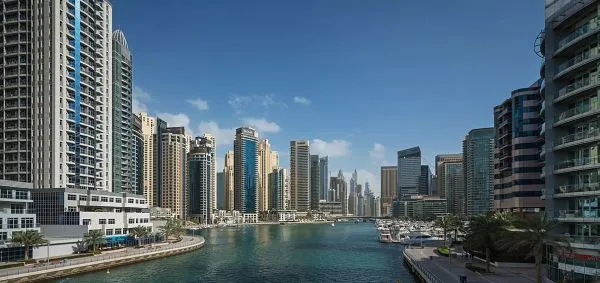 Taxi Drivers in Dubai offering Shared Trips to cover Daily Targets